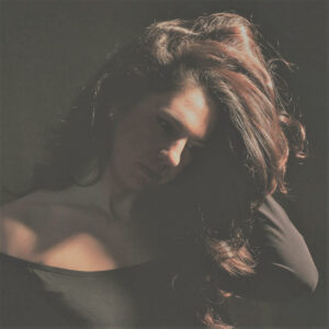 Pochette extrait Last Drop de Val Thomas